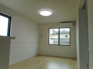 のマンスリーマンション・ウィークリーマンション「グラシアス　甲斐 101・洋室(No.1276425)」メイン画像