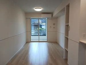 のマンスリーマンション・ウィークリーマンション「兆　Ⅱ 103・洋室(No.1276517)」メイン画像