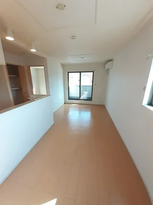 のマンスリーマンション・ウィークリーマンション「ペルフーメ　デ　アブリール 201・洋室(No.1276584)」メイン画像