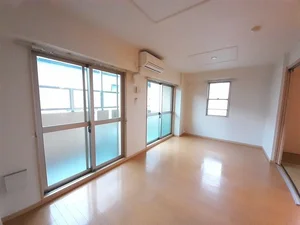 京都市伏見区のマンスリーマンション・ウィークリーマンション「ロイヤルメドウ 211・洋室(No.1276625)」メイン画像