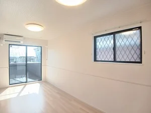 のマンスリーマンション・ウィークリーマンション「エヴァ　グリーン　ヴィラⅡ 101・洋室(No.1276659)」メイン画像