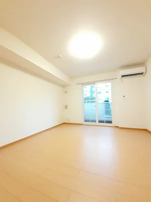 のマンスリーマンション・ウィークリーマンション「カルム　サンリットＡ　Ⅰ 103・洋室(No.1276710)」メイン画像