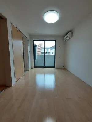 のマンスリーマンション・ウィークリーマンション「エレガント 102・洋室(No.1276719)」メイン画像