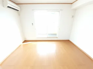 のマンスリーマンション・ウィークリーマンション「グリュネ・城山 201・洋室(No.1276772)」メイン画像