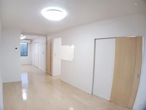 のマンスリーマンション・ウィークリーマンション「ポルタコスタＢ 302・洋室(No.1276826)」メイン画像