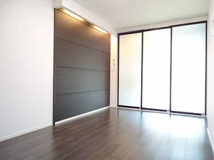 のマンスリーマンション・ウィークリーマンション「エルヴィータ 102・洋室(No.1276939)」メイン画像