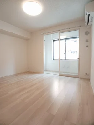 のマンスリーマンション・ウィークリーマンション「ララ・オハナ　Ⅱ 102・洋室(No.1277031)」メイン画像