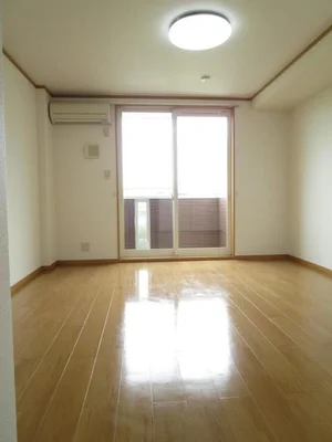 のマンスリーマンション・ウィークリーマンション「デュエル　ミサキⅢ　Ｂ 103・洋室(No.1277126)」メイン画像