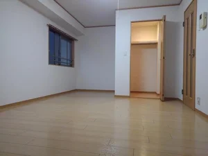 のマンスリーマンション・ウィークリーマンション「メゾン・フロールＩＭＡＫＵＢＯ 401・洋室(No.1277147)」メイン画像