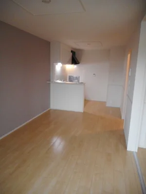 のマンスリーマンション・ウィークリーマンション「メゾン　プラシード 202・洋室(No.1277156)」メイン画像