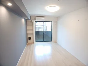 堺東駅（大阪府）のマンスリーマンション・ウィークリーマンション「ヒカルサ堺市文珠橋通Ⅰ 102・洋室(No.1277168)」メイン画像