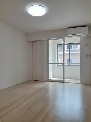 のマンスリーマンション・ウィークリーマンション「ベルガーデン 102・洋室(No.1277394)」メイン画像