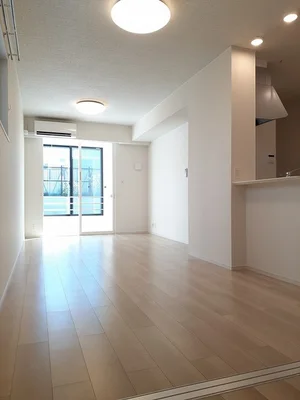 千葉県のマンスリーマンション・ウィークリーマンション「プラーンドルⅩⅢ 103・洋室(No.1277452)」メイン画像