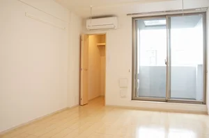 のマンスリーマンション・ウィークリーマンション「クレドール・イサム 404・洋室(No.1277487)」メイン画像