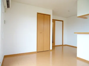 山梨県のマンスリーマンション・ウィークリーマンション「ドミール緑Ⅱ　Ｂ 201・洋室(No.1277528)」メイン画像