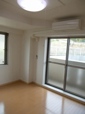 のマンスリーマンション・ウィークリーマンション「ヌーベル　コリーヌⅡ 101・洋室(No.1277586)」メイン画像