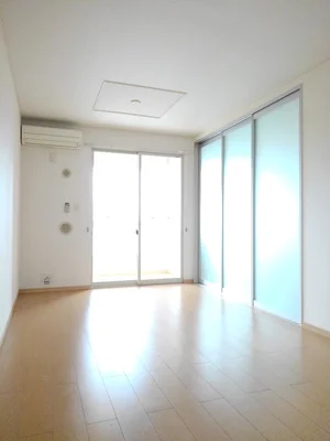 のマンスリーマンション・ウィークリーマンション「アンシャンテⅠ 201・洋室(No.1277618)」メイン画像