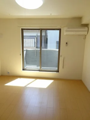 のマンスリーマンション・ウィークリーマンション「プリムローズⅡ 203・洋室(No.1277642)」メイン画像