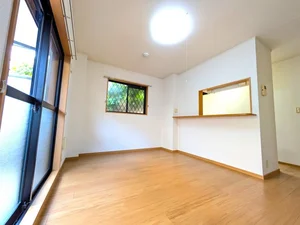 のマンスリーマンション・ウィークリーマンション「ＳＰＲＩＮＧ　ＣＯＵＲＴ 105(No.1277679)」メイン画像