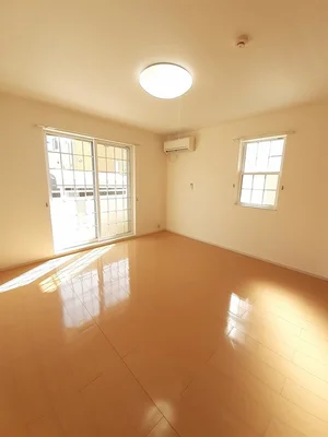 岡山市中区のマンスリーマンション・ウィークリーマンション「アンビエンテ 102・洋室(No.1277853)」メイン画像