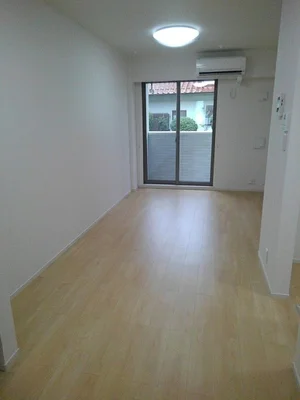 のマンスリーマンション・ウィークリーマンション「サンレジデンス　Ⅰ 103・洋室(No.1277885)」メイン画像