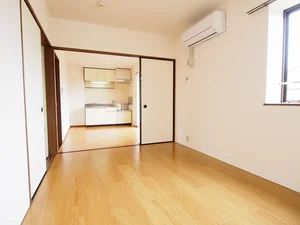 のマンスリーマンション・ウィークリーマンション「メゾンド本城Ａ 202・洋室(No.1277893)」メイン画像