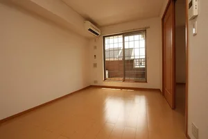 のマンスリーマンション・ウィークリーマンション「ハウジング八尋Ⅲ 202・洋室(No.1277923)」メイン画像