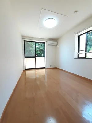 のマンスリーマンション・ウィークリーマンション「リヴェ－ル四の湯Ａ 203・洋室(No.1277947)」メイン画像