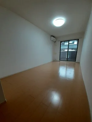 大分県のマンスリーマンション・ウィークリーマンション「サンエアリー二番館 102・洋室(No.1277960)」メイン画像