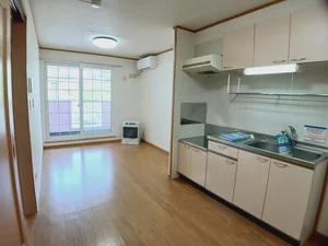 のマンスリーマンション・ウィークリーマンション「高丘リバーサイド 202・洋室(No.1278056)」メイン画像