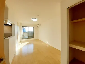 のマンスリーマンション・ウィークリーマンション「ベルフィミーモ東松島 304・洋室(No.1278070)」メイン画像