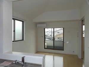 のマンスリーマンション・ウィークリーマンション「ファイン　アナハイムⅠ 202・洋室(No.1278114)」メイン画像