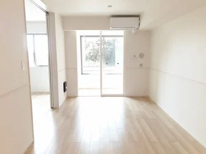 のマンスリーマンション・ウィークリーマンション「コリーナ　ディ　ヴェルデ　３ 103・洋室(No.1278118)」メイン画像