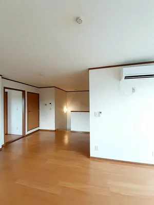 のマンスリーマンション・ウィークリーマンション「ロ－ハプレイス 201・洋室(No.1278121)」メイン画像