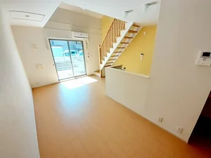 のマンスリーマンション・ウィークリーマンション「エッフェ・セレーノ 105・洋室(No.1278170)」メイン画像