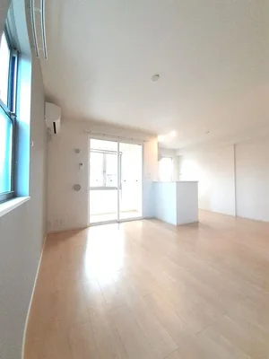 のマンスリーマンション・ウィークリーマンション「ハイビスカス　Ⅰ 101・洋室(No.1278200)」メイン画像