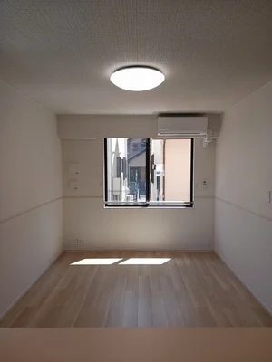 のマンスリーマンション・ウィークリーマンション「ローレル（Ｌａｕｒｅｌ） 101・洋室(No.1278286)」メイン画像