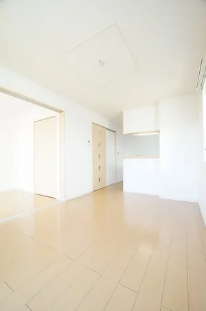 のマンスリーマンション・ウィークリーマンション「カーサ・デル・スール 202・洋室(No.1278292)」メイン画像