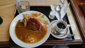 喫茶 せんごくまで徒歩２分