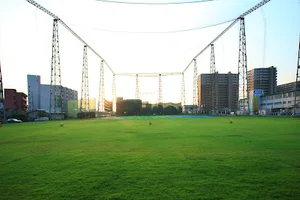 ウッディゴルフスクエアまで徒歩１４分