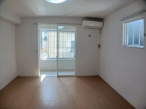 のマンスリーマンション・ウィークリーマンション「ラ・カーサ　バルサ 102・洋室(No.1278331)」メイン画像