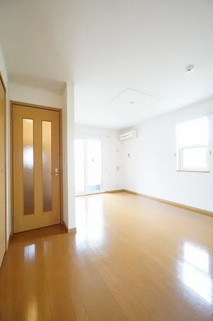 のマンスリーマンション・ウィークリーマンション「ブラウニー　ガーデン 101・洋室(No.1278934)」メイン画像