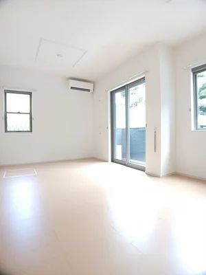 のマンスリーマンション・ウィークリーマンション「メゾン　ド　ウルー 101・洋室(No.1279124)」メイン画像