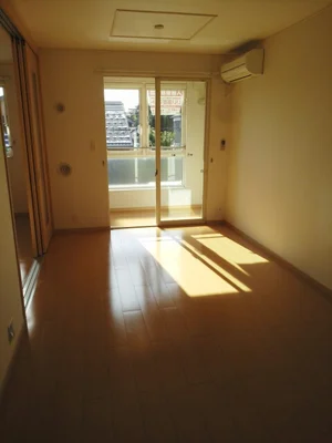 のマンスリーマンション・ウィークリーマンション「Ｃｌａｉｒ（クレール） 202・洋室(No.1279202)」メイン画像