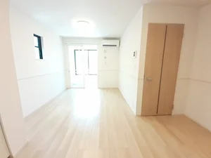 のマンスリーマンション・ウィークリーマンション「カーサモデルノ　Ｂ 103・洋室(No.1279235)」メイン画像