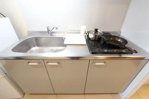 ※炊飯器・鍋フライパン・掃除機・アイロン・空気清浄機・HDD・ブルーレイレコーダーは現在設置しておりません。