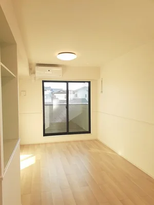 北楠駅（三重県）のマンスリーマンション・ウィークリーマンション「ニューライズ　ブラボー 201・洋室(No.1279271)」メイン画像