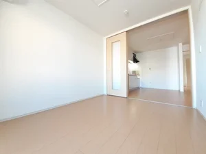 のマンスリーマンション・ウィークリーマンション「テラエスペランサ　Ａ 102・洋室(No.1279320)」メイン画像