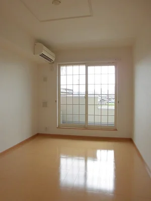 広島県のマンスリーマンション・ウィークリーマンション「セリ－ノ・カ－サ　Ａ 202・洋室(No.1279440)」メイン画像