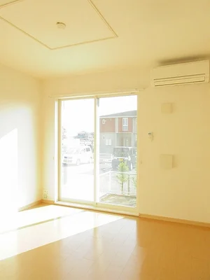 小城市のマンスリーマンション・ウィークリーマンション「ＴＭ・ビレッジⅡ 102・洋室(No.1279527)」メイン画像